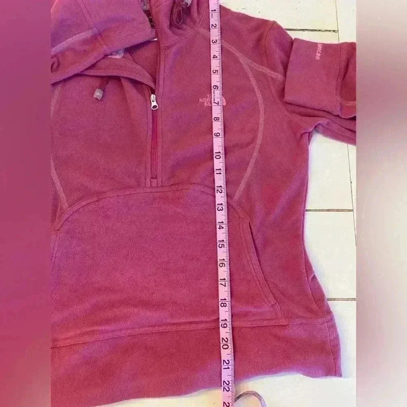 The North Face Fleece Jacket Hoodie Women's Medium Pink 1/2 Zip Outerwear - Picture 6 of 7